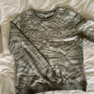 Kenzo tröja - Limited edition  från 2017.