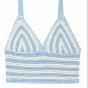 BlåVit sommartopp  - Dma mig för frågor💕 lägg bud💕