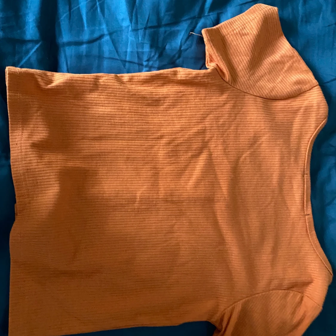 Topp i bränd orange färg - 90