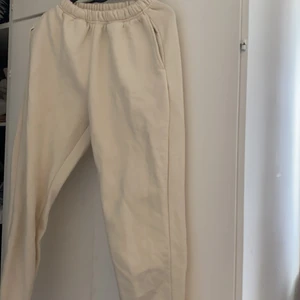 Gina mjukis - Mjukis säljes då de är för små för mig. Storlek XS. 70kr+frakt 