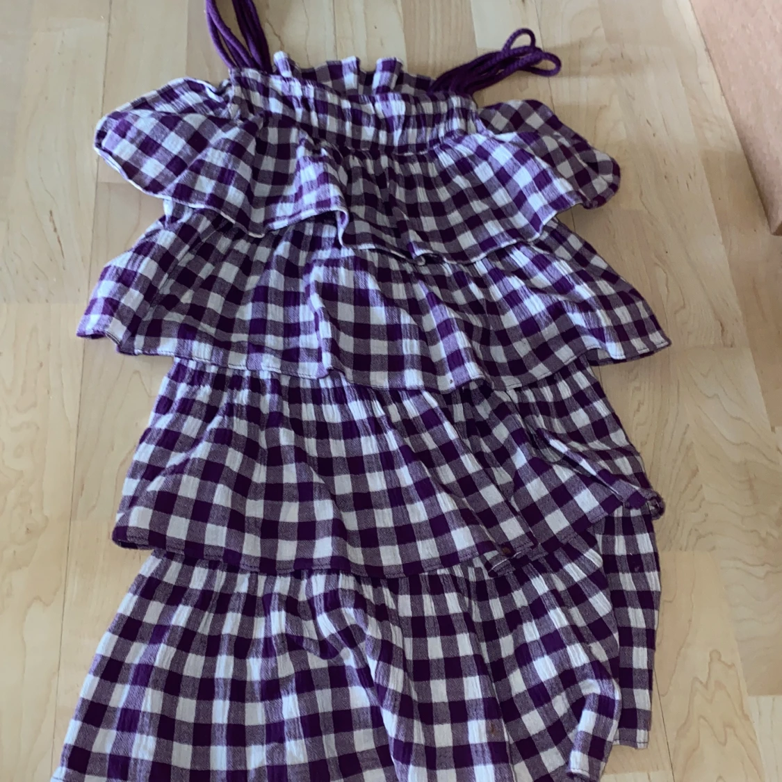 Barn klänning. Strl 134 - 91