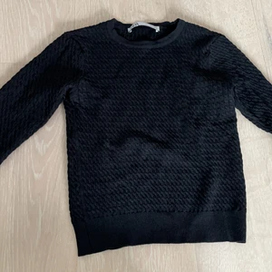 Topp från zara  - Fin topp oanvänd 