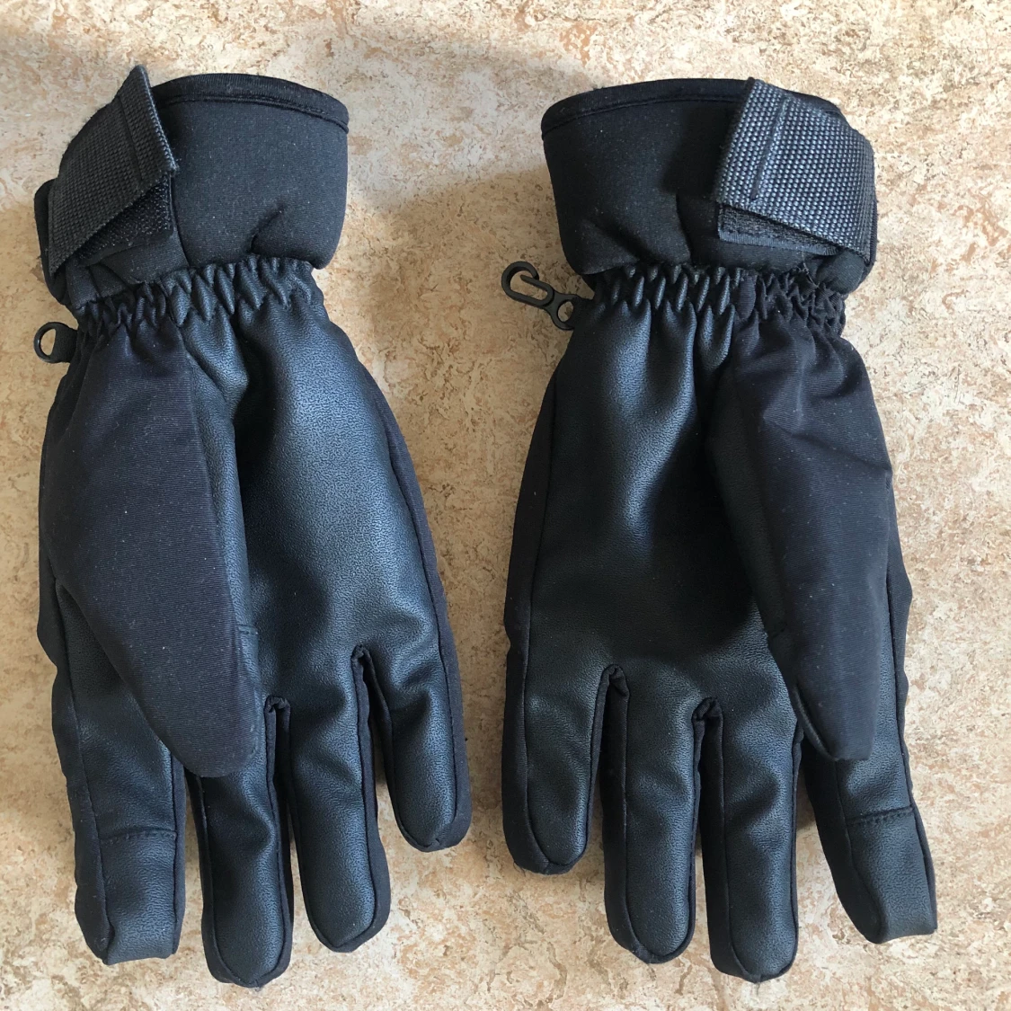 McKinley gloves  - 90