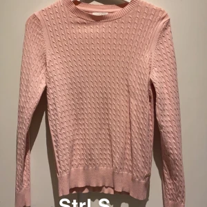 Tröja  - Använd som över skjorta. Fåtal gånger. Från Lindex 