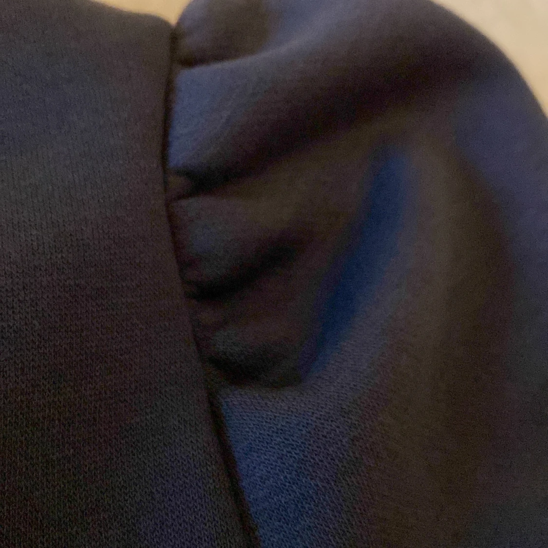 Mörkgrå tjocketröja till hösten/vinter - 91