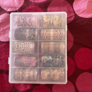 Nagel foils  - Aldrig använda, inte ens provade men jätte fina mönster 