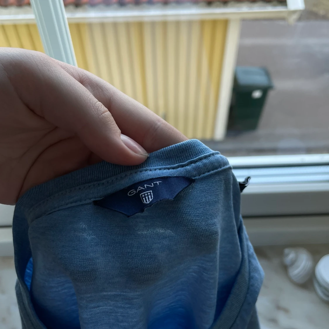 Blå långärmad GANT-tröja strl S - 91