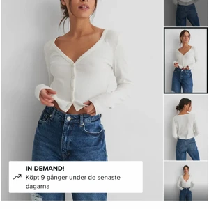 Jätte söt ny tröja från NAKD - slutsåld! - Slutsåld tröja från NAKD storlek XS, nypris 269kr - nu 75!!😍