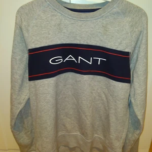 Gant crewneck strl S  - Använd fåtal gånger.