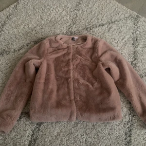 Rosa jacka - Jätte fin höst jacka, använd ca 1 gång