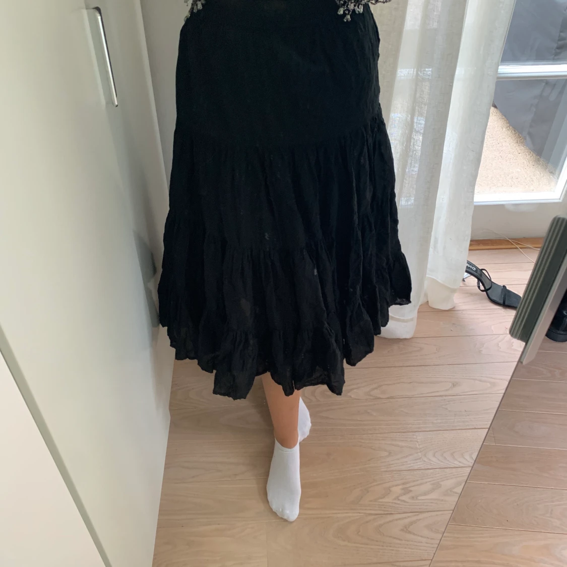 Svart volangkjol - 90