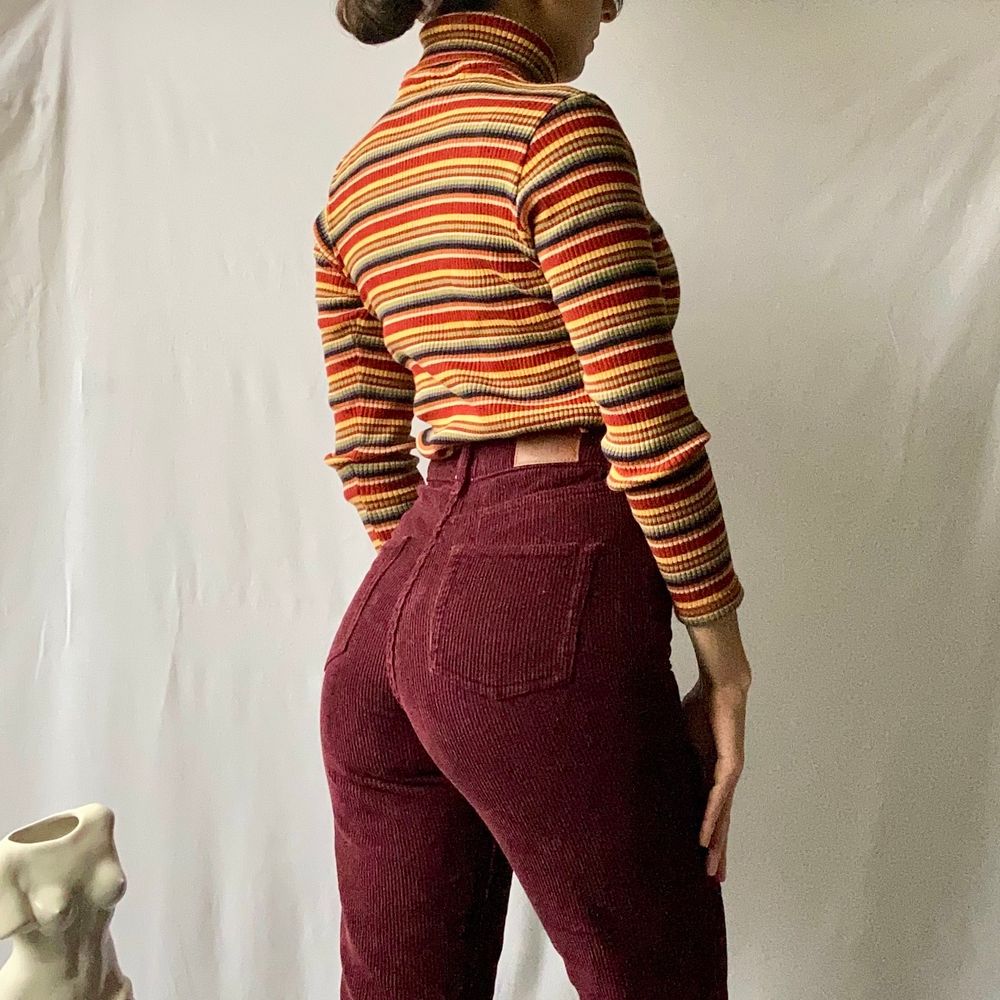 🌊WONDERFUL MULTICOLORED RIBBED STRIPED, LONG SLEEVE TURTLENECK SHIRT. • SIZE - S / EU 36 • BRAND - Krooko fashion • MATERIAL - Cotton MY MEASUREMENTS • Height 161cm / 5'3
