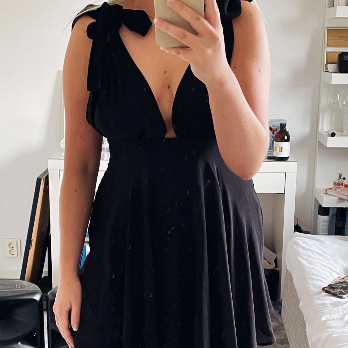 Svart klänning  - 91