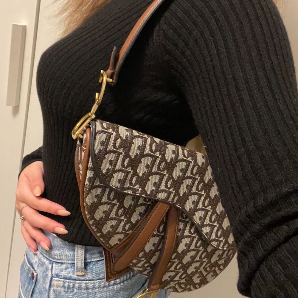 Share 164+ dior saddle bag second hand latest 3tdesign.edu.vn