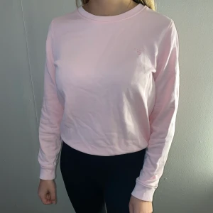 Gant sweatshirt - Ljusrosa gant sweatshirt, knappt använd. Fin färg!