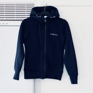 Sail racing kofta - Sail Racing kofta, Str: XS, Modell: Dam, Skick: fint skick, Pris: 350kr