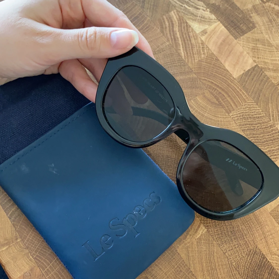 Solglasögon från Le Specs - 91