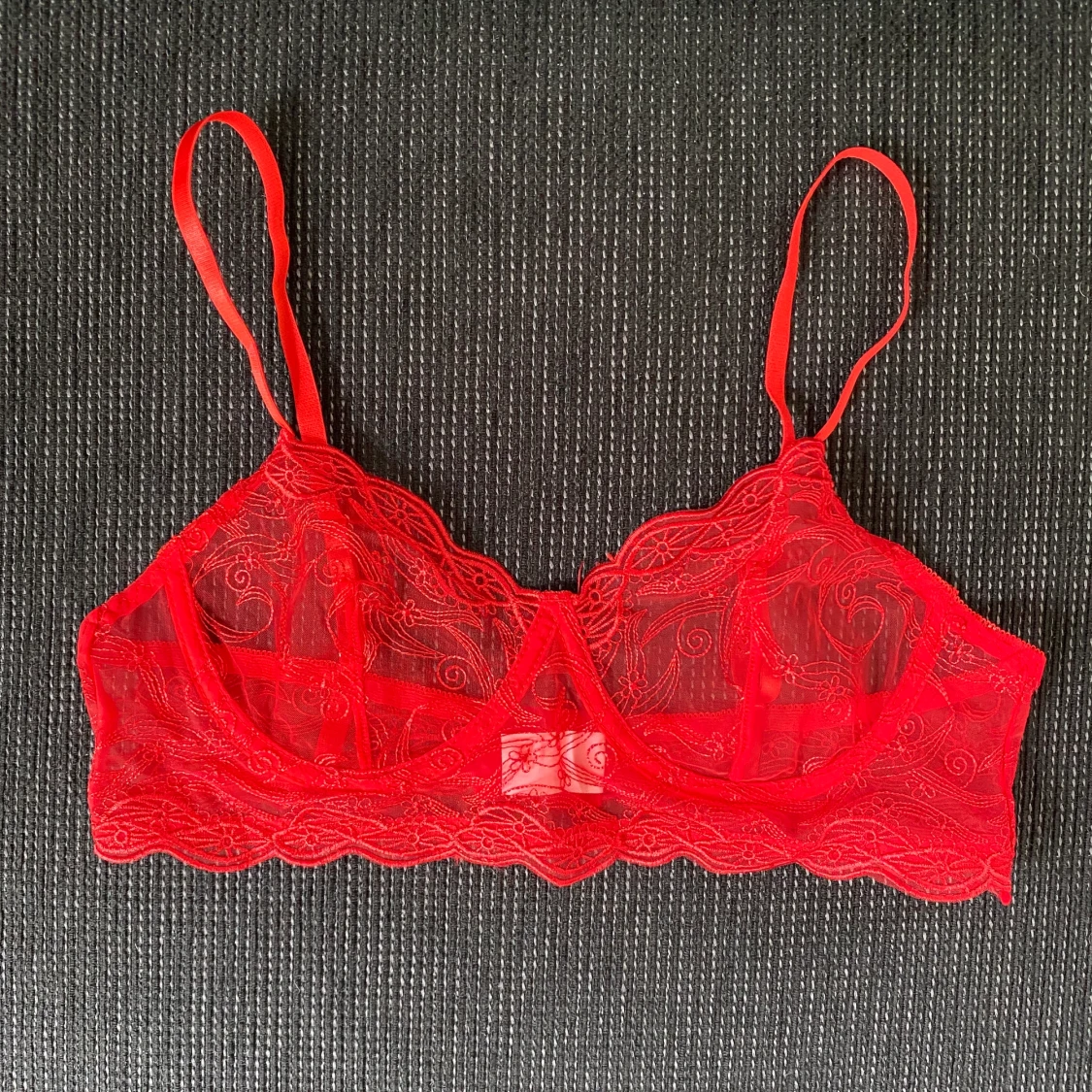 Oanvänd spetsbh strl ~ 75B-70C