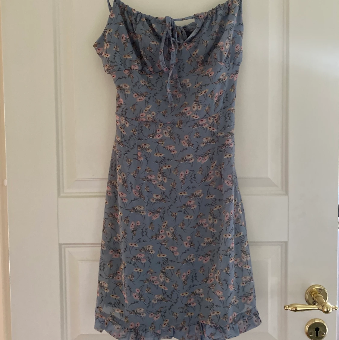 Cut out back floral print dress  - 90