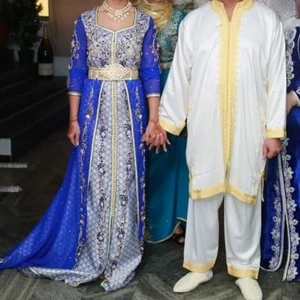 Bröllops klänningen  - Marockansk kaftan och marockansk jabador 