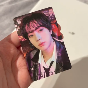 VILL SÄLJA - Jin officiellt photocard från season’s greetings, 64 kr med frakt inkluderat!
