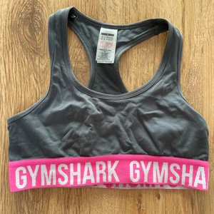 Gymshart sportBH - Knappt använd supersnygg gymstark sportBH. Superbra skick