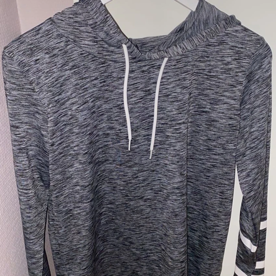 Träningströja med luva