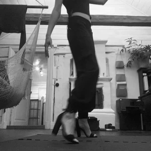 Klackskor - Ett par svarta klackar med spenen 🖤🤍pris kan diskuteras frakt eller mötas upp i Norrköping 