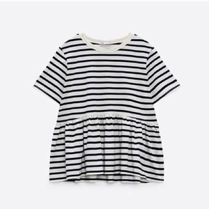 En tröja från zara! - En fin tröja från zara oanvänd! Nyskick! Nypris: 200kr