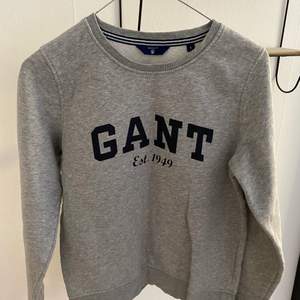 Gant sweater/tröja i mycket bra skick. Stl S, säljer för 100kr💕