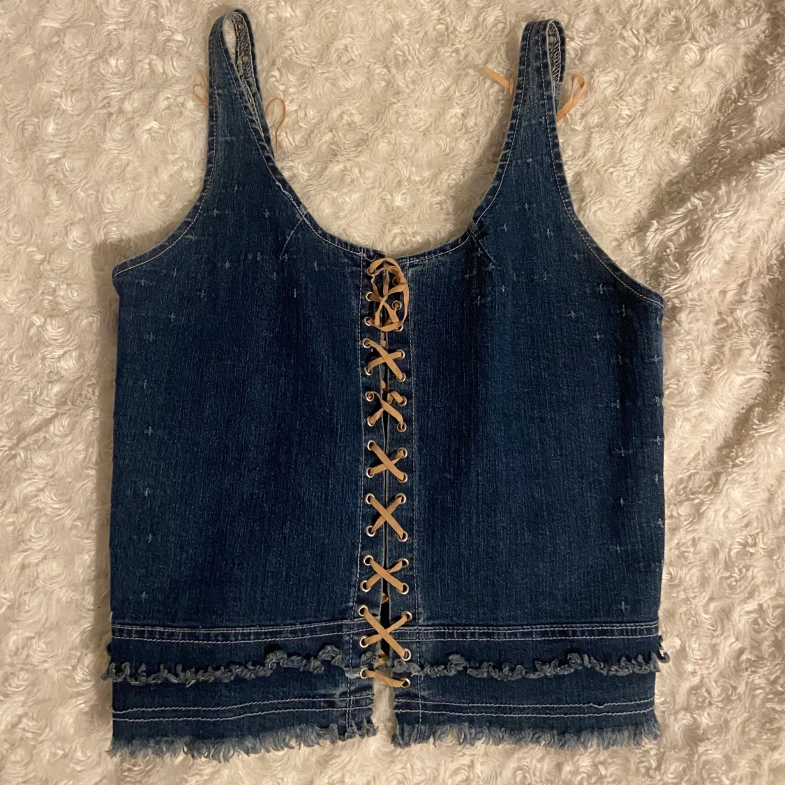 Jeans topp med snörning 🍒