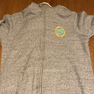 Hammarby kofta - Snygg ziphoodie sjuk skön nypris 799kr🤍
