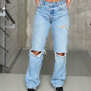 ZARA jeans - ZARA jeans brugt få gange 