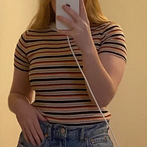 Tröja - Säljer pga att jag ej använder de. Köparen står för frakten