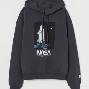 H&M hoodie - Aldrig använd❤️