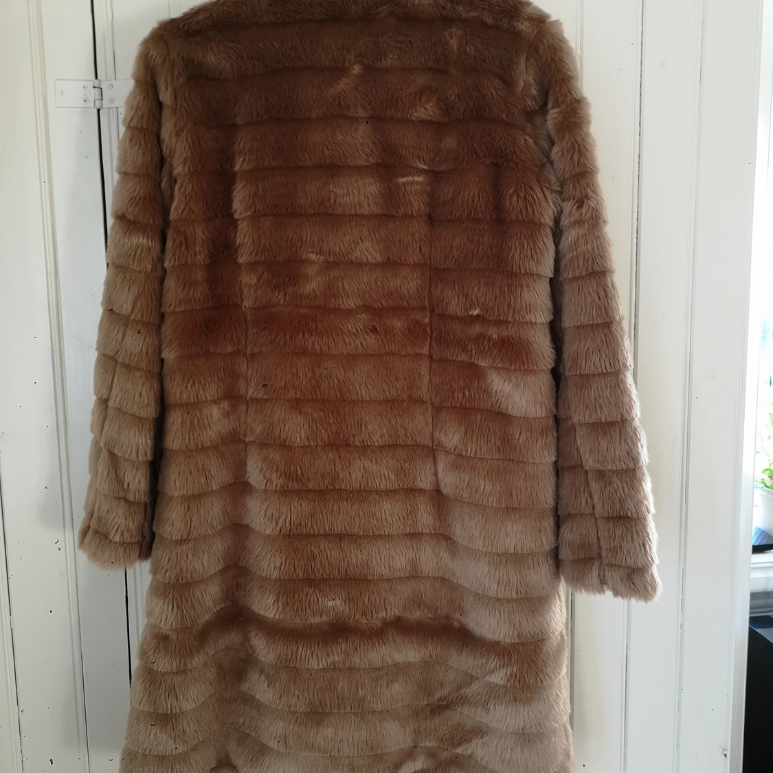 Kappa i fuskpäls  - 91