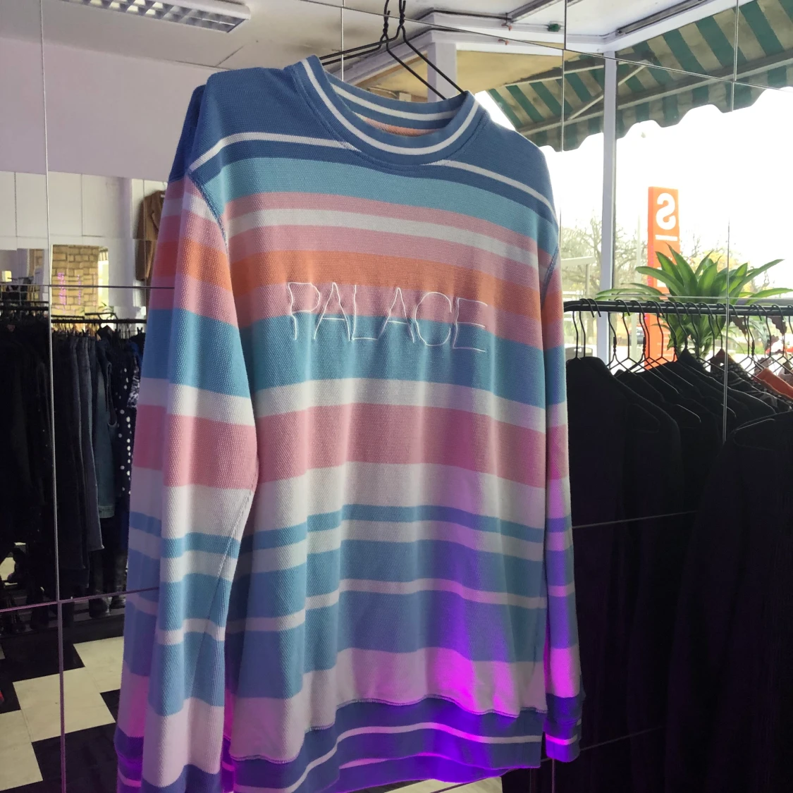 Stickad tröja PALACE