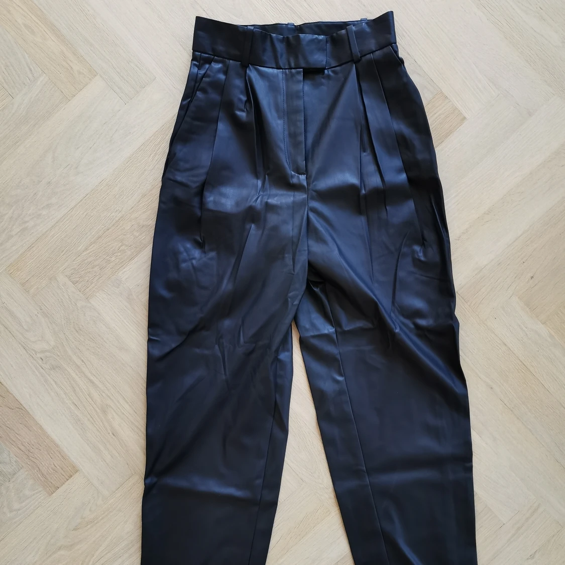 Byxor läderimitation