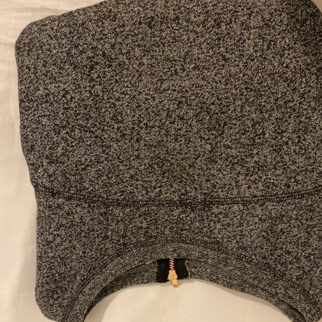 Grå/svart tröja - 90