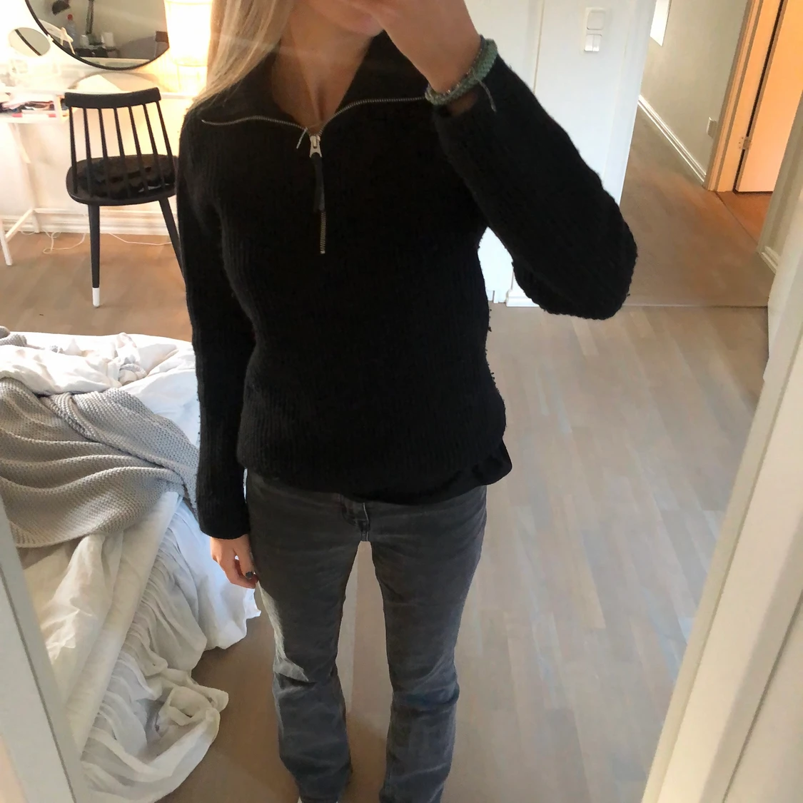 Stickadtröja med zip