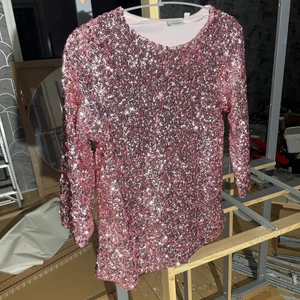 Kappahl  - Nyskick, använd 1 gång. Storlek xs. 