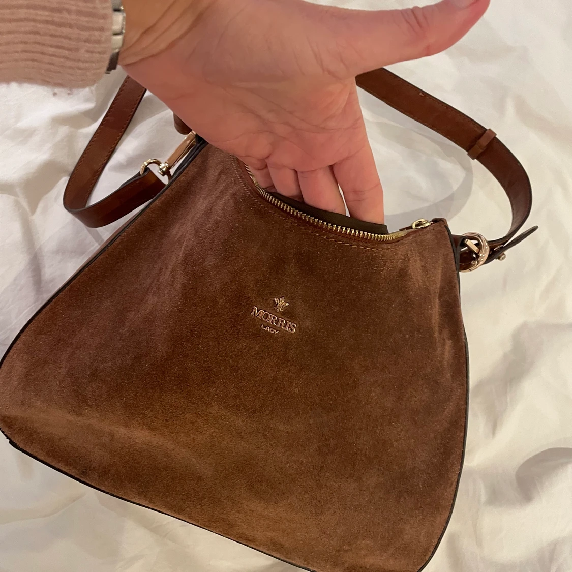Morris handväska mocka 
