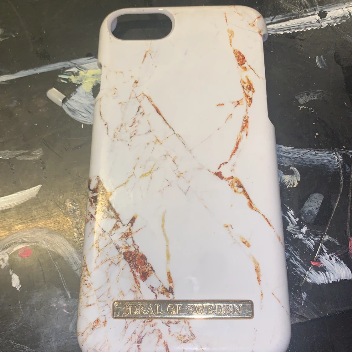 Ett marmor skal från ideal of sweden 