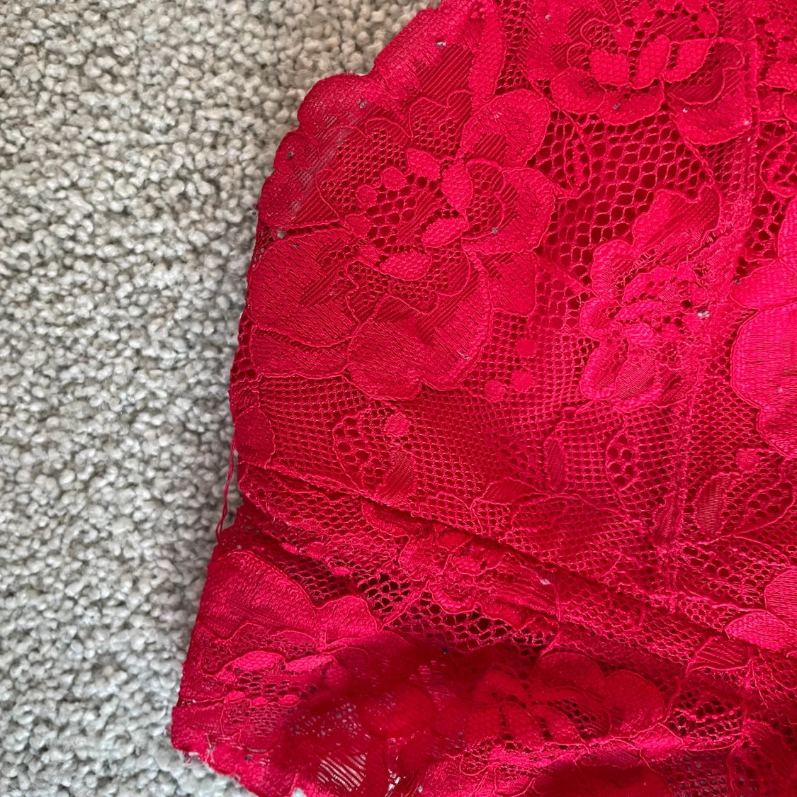 Röd spets bh - 91