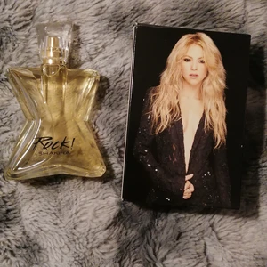 Rock! By Shakira - Oanvänd. Kan mötas upp eller ev. Frakta☺️