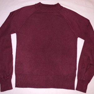 Maroon sweater - Maroon sweater