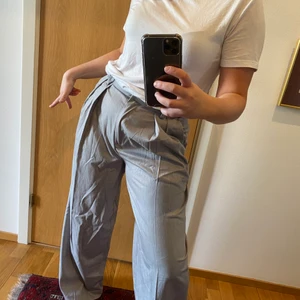 Kostymbyxor HM - Strl 36, vid intresse snap: tilde0333