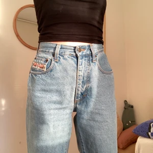 Retro jeans - Superfina jeans inköpt second hand. 