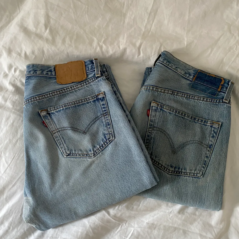 2 par vintage levis 501 jeans, underbar tvätt och perfekt fit. 499kr/st. Skriv vid vidare funderingar frågor eller om du skulle vilja ha fler bilder så fixar jag det ✨. Jeans & Byxor.