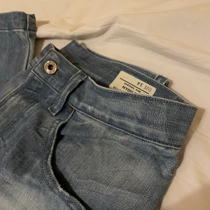 Diesel jeans - Baggy jeans från Diesel. Endast testade, extremt sköna, bekväma & snygga. Säljes pga. Flytt. Storlek 14, passar storlek s/ m beroende på passform!
